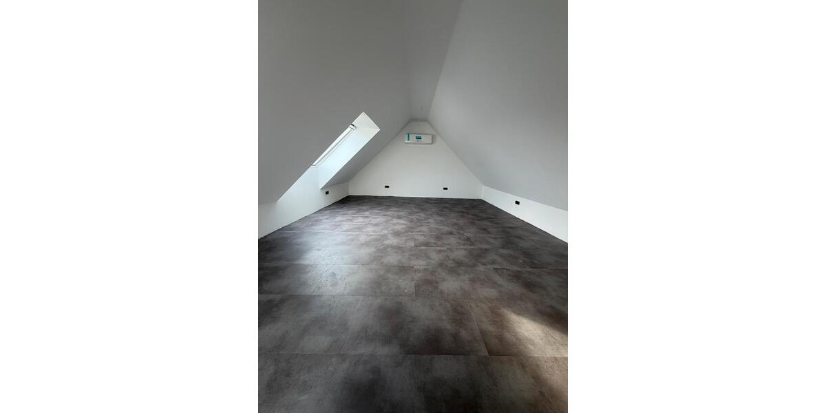 Dachgeschoßwohnung Verden (Aller) - 3 Zimmer, 100 m&sup2;, 1.450&euro; | Angebot:25932926