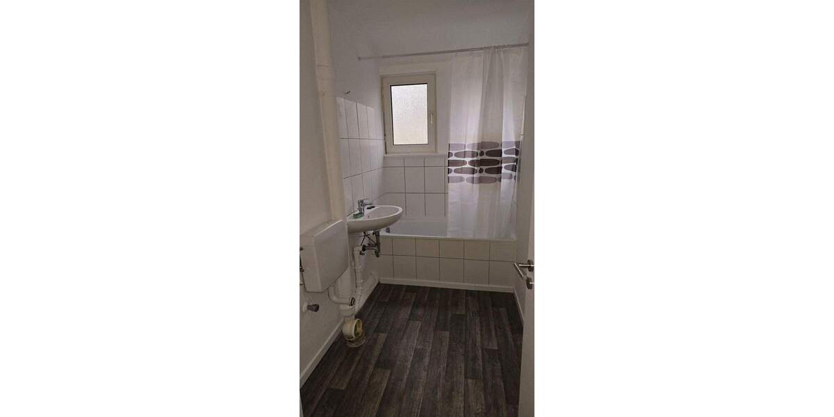 Neu renovierte 3-Zimmer Wohnung! 3 zimmer