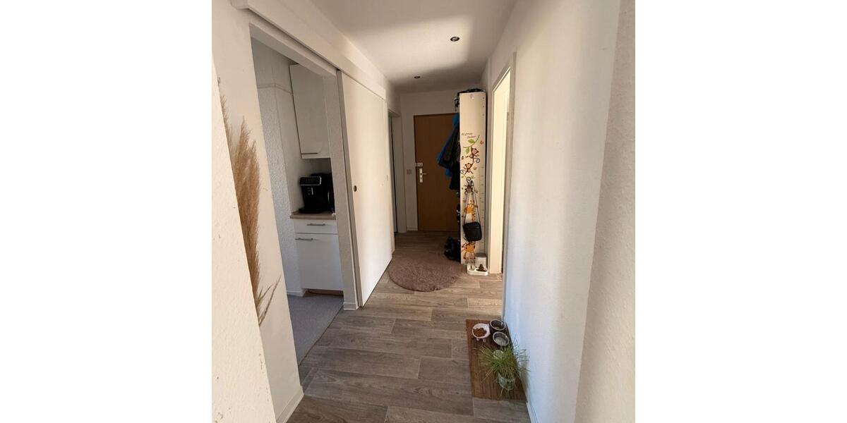 Etagenwohnung Zschopau - 3 Zimmer, 56 m&sup2;, 400&euro; | Angebot:26496975