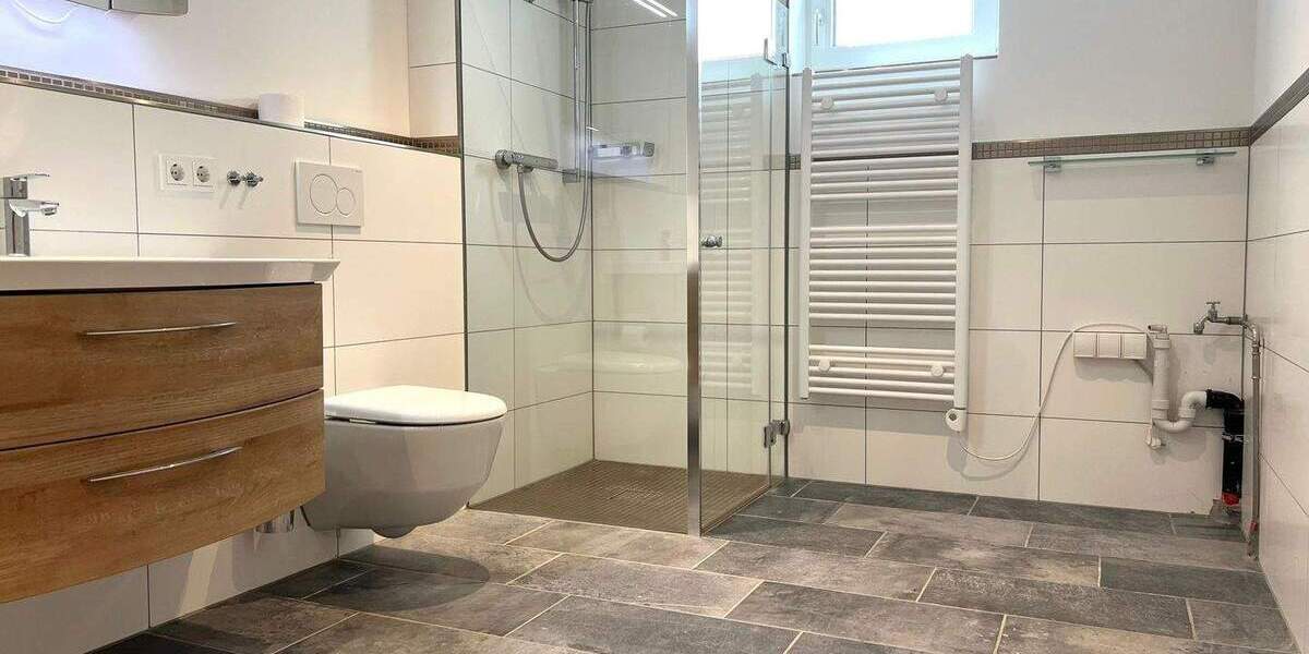 Doppelhaushälfte Utting am Ammersee Holzhausen - 5 Zimmer, 248 m&sup2;, 3.690&euro; | Angebot:25681022