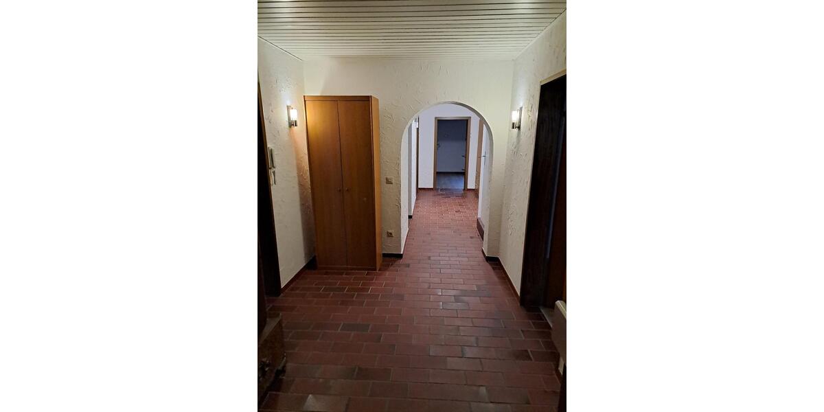 Wohnen auf Zeit Bretzfeld - 3 Zimmer, 93 m&sup2;, 570&euro; | Angebot:25957650