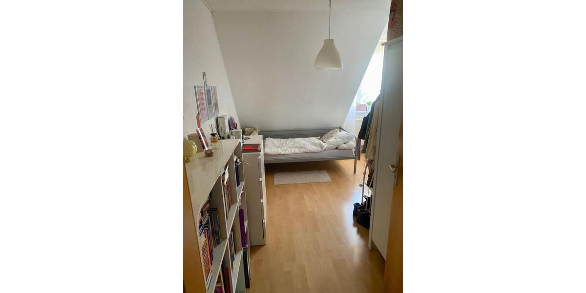 Dachgeschoßwohnung Göttingen Elliehausen / Esebeck - 5 Zimmer, 150 m&sup2;, 1.200&euro; | Angebot:26230545
