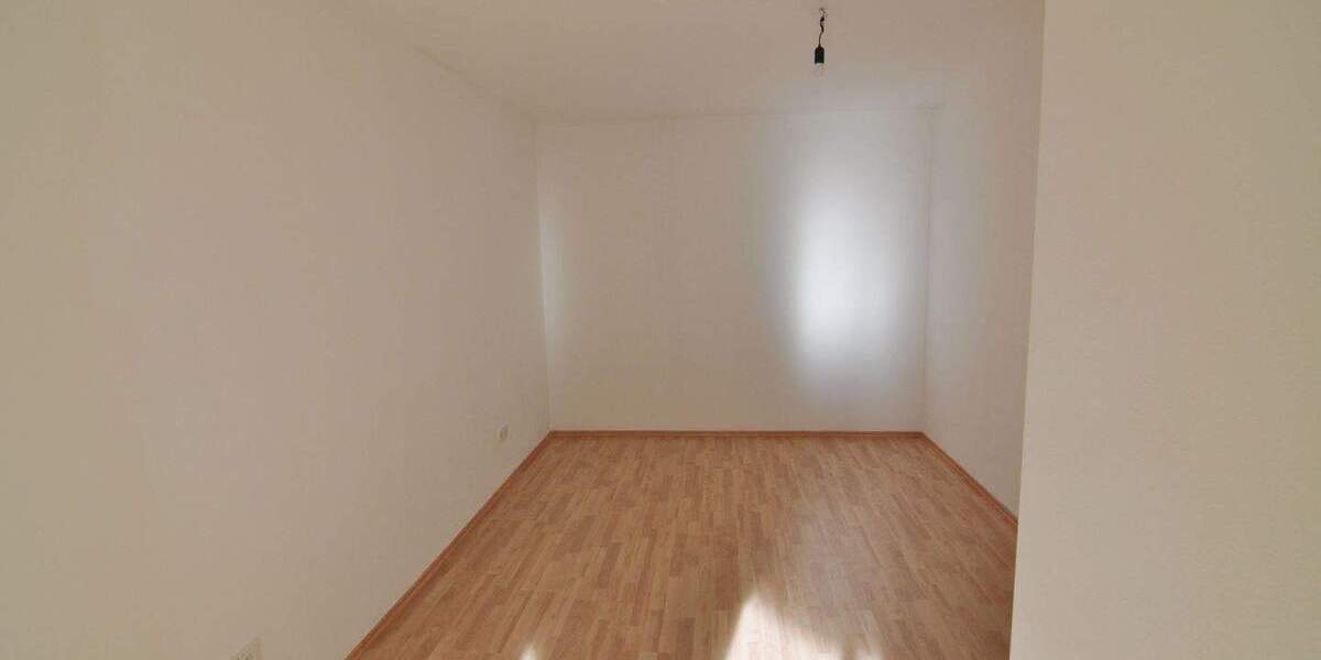 naturnah und doch kurze Weg: sehr ruhige, helle 2 Zimmer Wohnung mit Balkon in Karlsfeld 2 zimmer