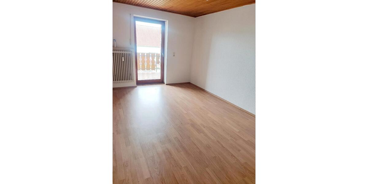 Doppelhaushälfte Neustadt an der Donau - 7 Zimmer, 156 m&sup2;, 1.200&euro; | Angebot:26628084