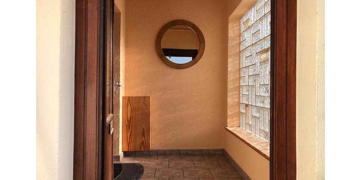 Einfamilienhaus Einbeck - 5 Zimmer, 140 m&sup2;, 980&euro; | Angebot:25018149