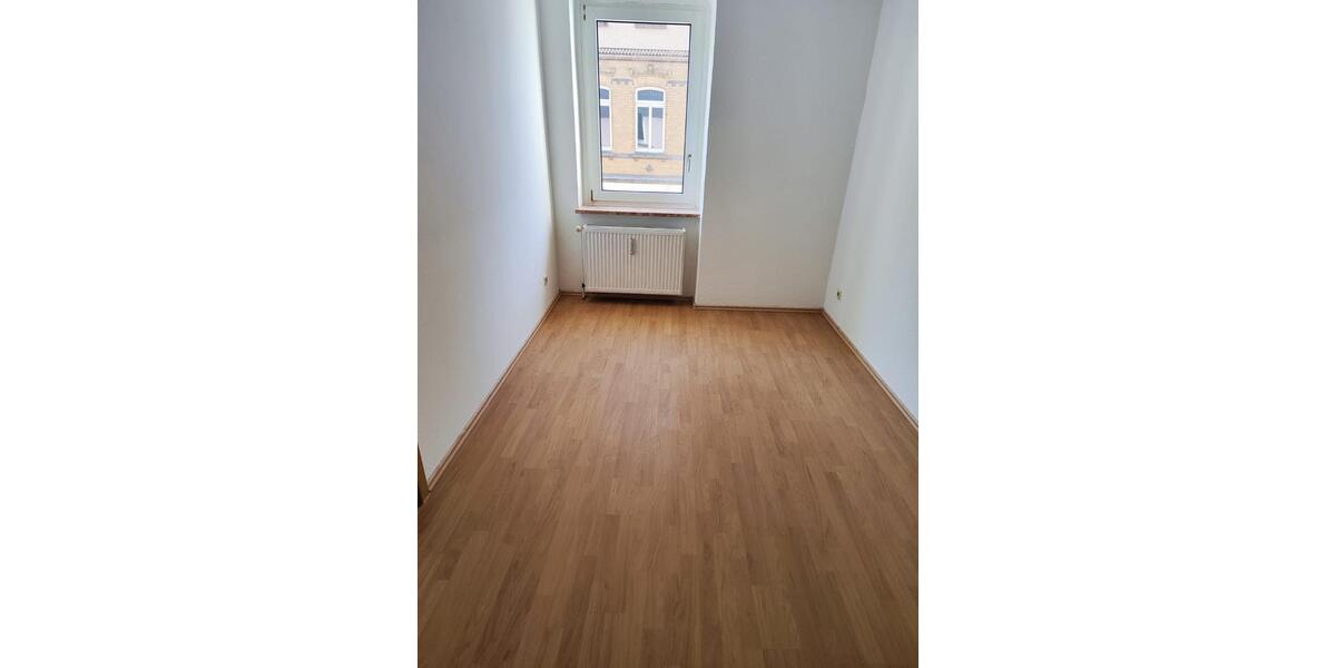 Etagenwohnung Hettstedt - 3 Zimmer, 96 m&sup2;, 500&euro; | Angebot:25710695