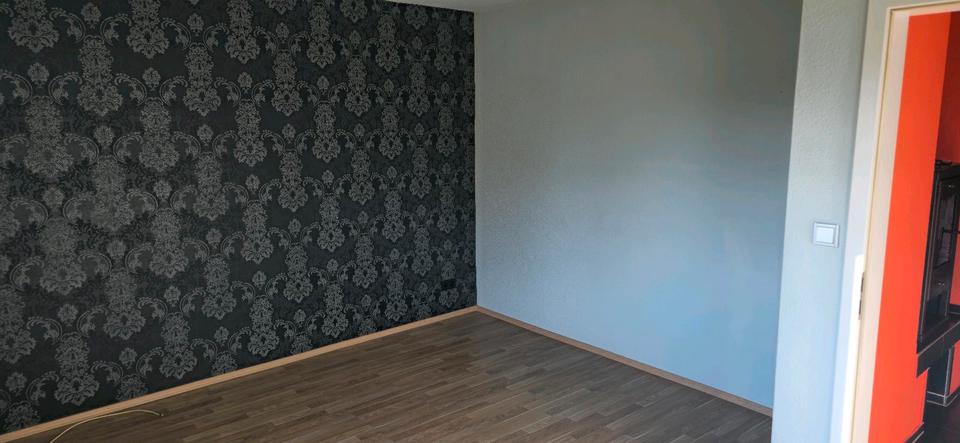 Erdgeschoßwohnung Ravenstein - 3.5 Zimmer, 74 m&sup2;, 900&euro; | Angebot:24780345