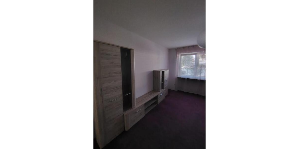 Etagenwohnung Eschwege - 4 Zimmer, 100 m&sup2;, 700&euro; | Angebot:24889953