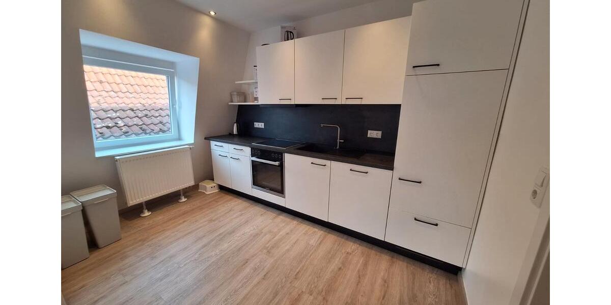 Dachgeschoßwohnung Rinteln - 2 Zimmer, 66 m&sup2;, 680&euro; | Angebot:25902937