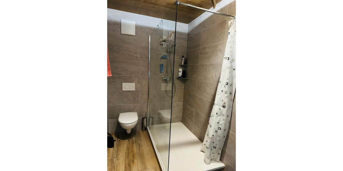 Erdgeschoßwohnung Bischofswiesen - 3 Zimmer, 82 m&sup2;, 1.380&euro; | Angebot:24847299