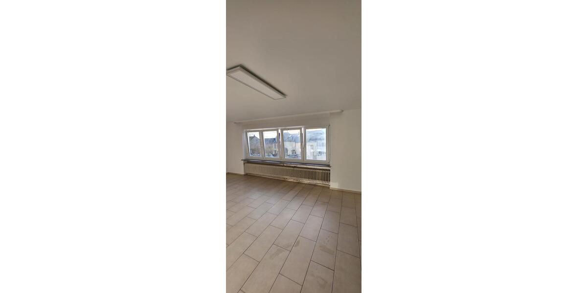 Reihenhaus Welschbillig - 8 Zimmer, 200 m&sup2;, 1.400&euro; | Angebot:25569678