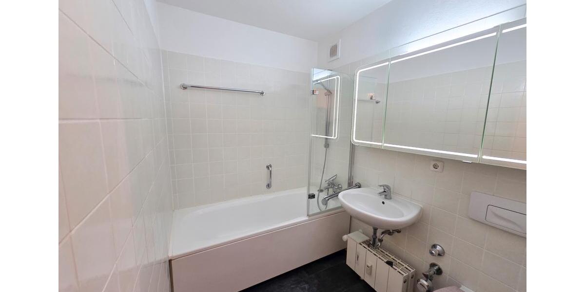 Etagenwohnung Unterschleißheim - 3 Zimmer, 86 m&sup2;, 1.395&euro; | Angebot:25364690