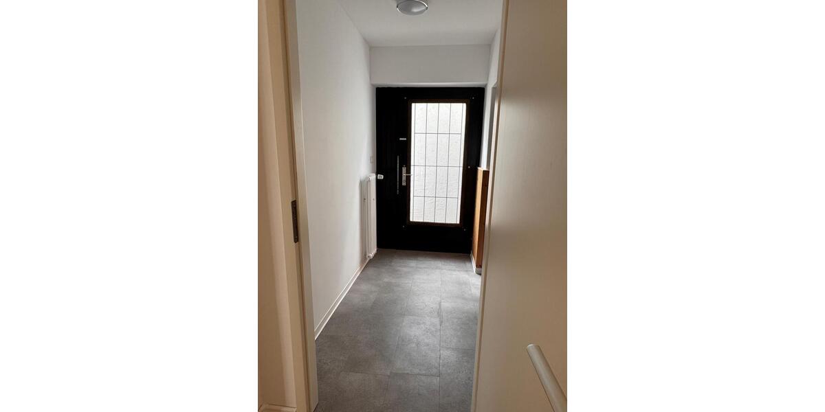 Etagenwohnung Kalletal - 3 Zimmer, 81 m&sup2;, 650&euro; | Angebot:26408205