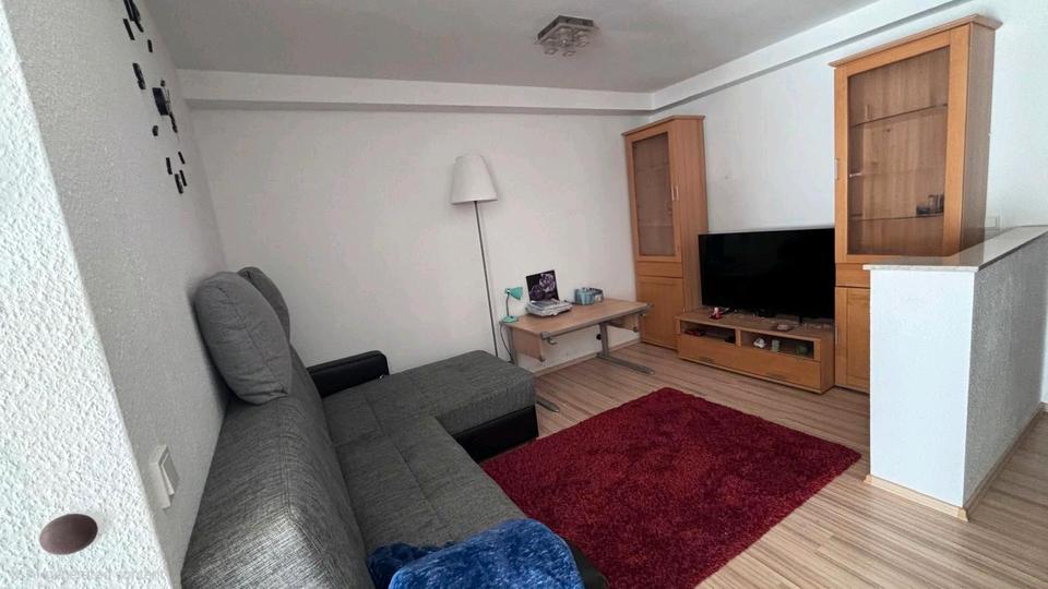 Erdgeschoßwohnung Homburg - 2.5 Zimmer, 55 m&sup2;, 680&euro; | Angebot:25619771