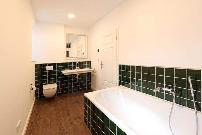 Mehrfamilienhaus, Wohnhaus Weimar Schöndorf - 7 Zimmer, 300 m&sup2;, 2.900&euro; | Angebot:24028869