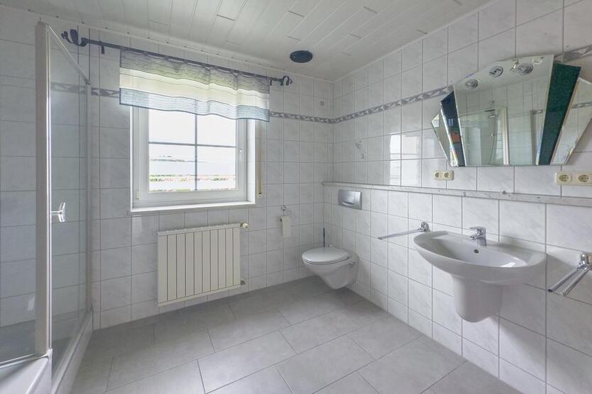 Lichtdurchflutete Maisonette-Wohnung mit gemütlichem Wohnflair