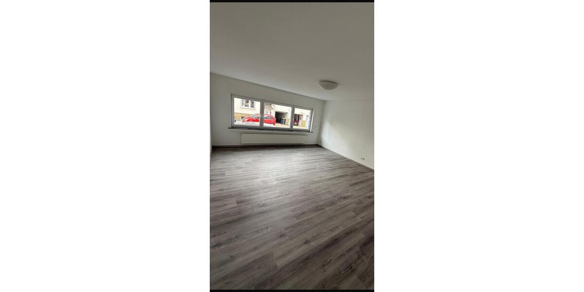 Erdgeschoßwohnung Siegen - 1 Zimmer, 64 m&sup2;, 650&euro; | Angebot:27603657