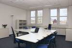 Moderne Büroräume und Arbeitsplätze im Hallenkomplex - All-in-Miete