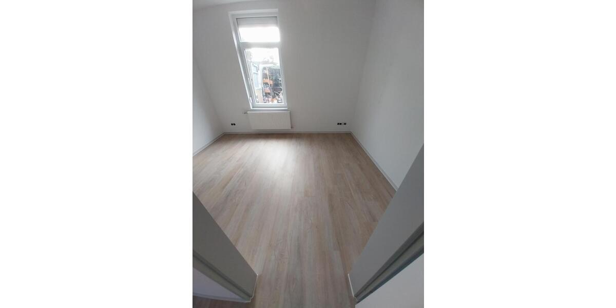 Komplett sanierte Altbau-Doppelhaushälfte in Oldenburg-Osternburg 5 zimmer