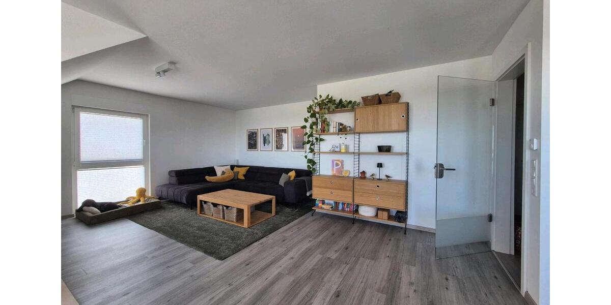 Dachgeschoßwohnung Leichlingen (Rheinland) - 3 Zimmer, 95 m&sup2;, 1.349&euro; | Angebot:26692780