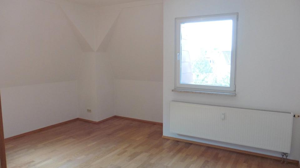 Etagenwohnung Hainichen - 2 Zimmer, 55 m&sup2;, 265&euro; | Angebot:26044971