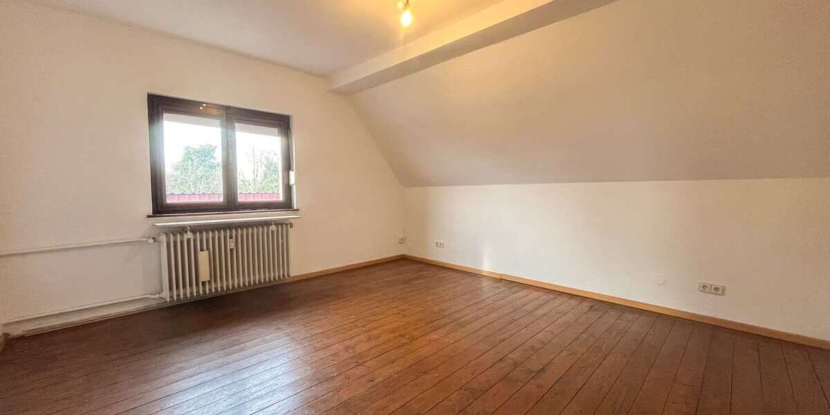 Etagenwohnung Hennef - 3 Zimmer, 108 m&sup2;, 1.080&euro; | Angebot:24872687