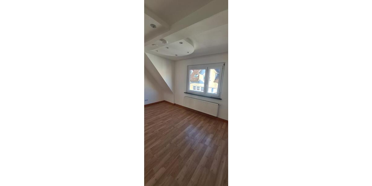 Dachgeschoßwohnung Geislingen an der Steige - 2 Zimmer, 55 m&sup2;, 750&euro; | Angebot:25225390