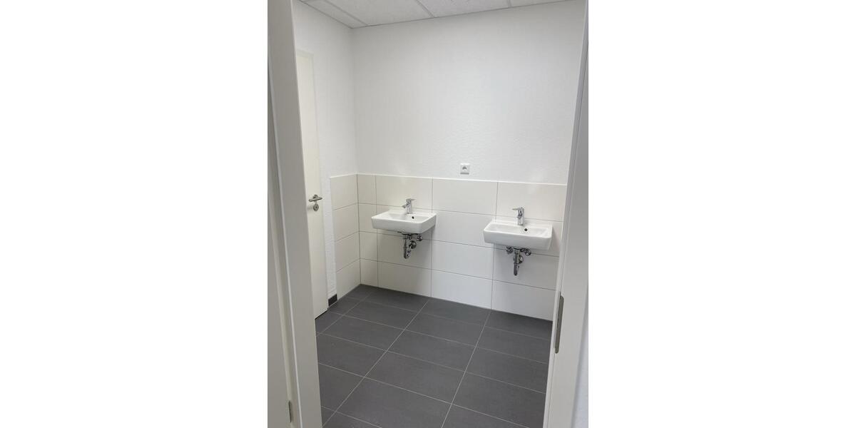 Gewerbeobjekt Petersberg - 3.335&euro; | Angebot:22038918