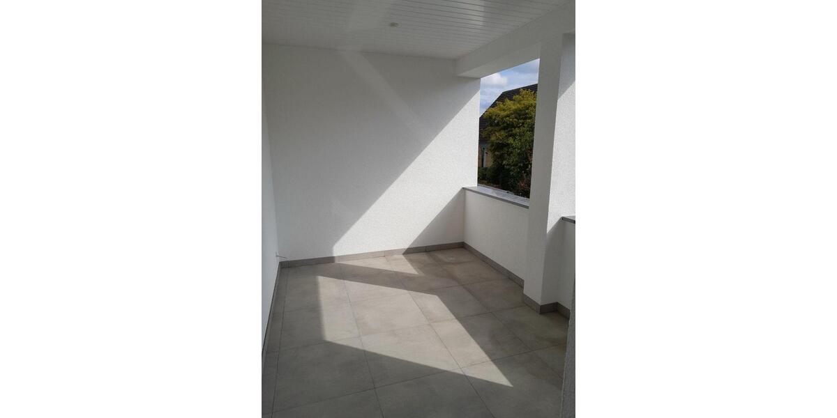 3-Zimmer Wohnung mit Loggia, 102 qm in Neuengeseke zu vermieten 3 zimmer