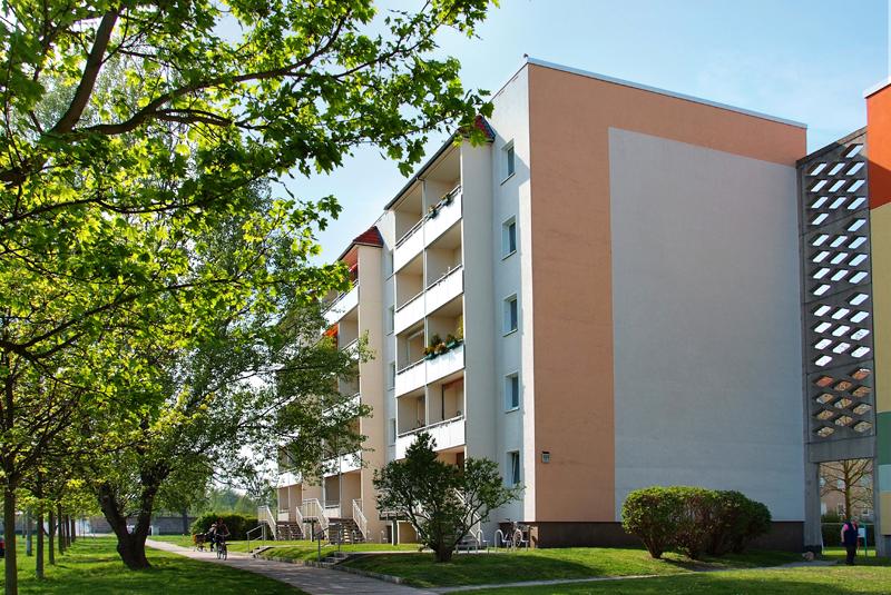 Etagenwohnung Schönebeck (Elbe) - 4 Zimmer, 65 m&sup2;, 358&euro; | Angebot:25872654