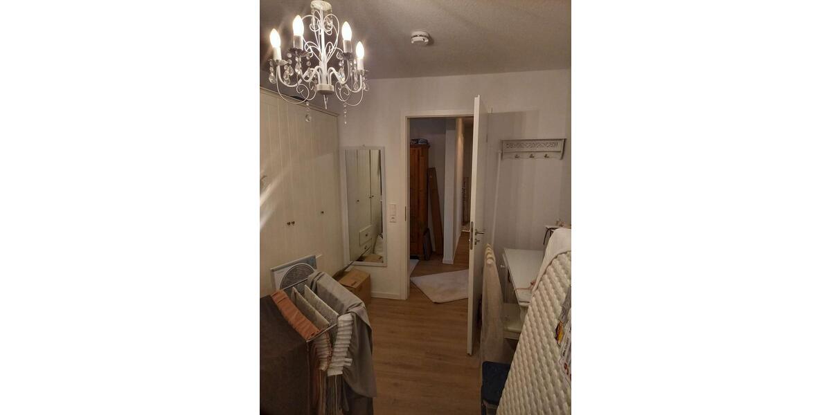 Etagenwohnung Oldenburg Drielaker-Moor - 4 Zimmer, 126 m&sup2;, 1.350&euro; | Angebot:23898286