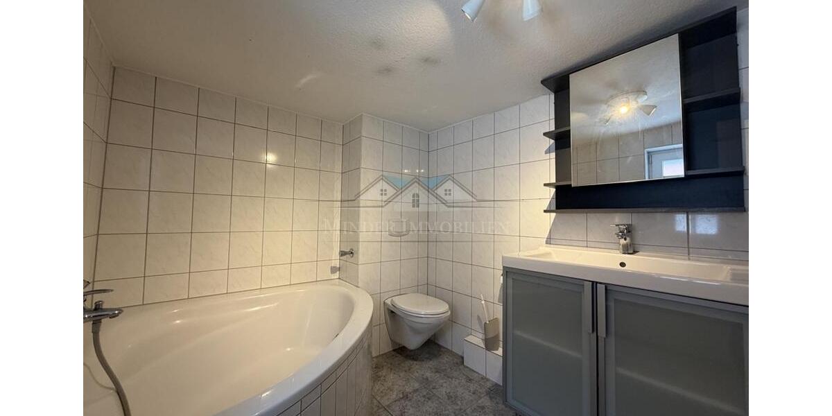 Einfamilienhaus Butzbach - 5 Zimmer, 120 m&sup2;, 1.100&euro; | Angebot:25637817