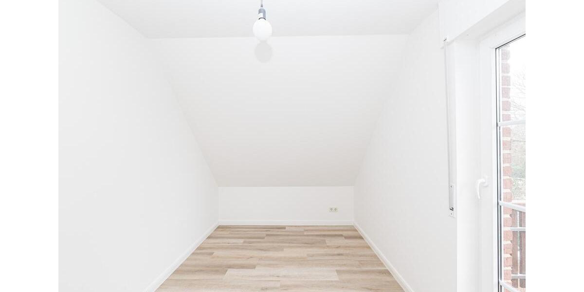 Doppelhaushälfte Stade - 4 Zimmer, 122 m&sup2;, 1.250&euro; | Angebot:24916256