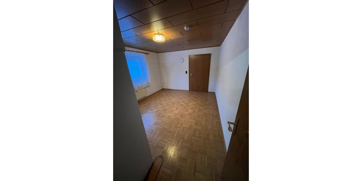 Einfamilienhaus Bad Ditzenbach - 4 Zimmer, 100 m&sup2;, 1.000&euro; | Angebot:24705442