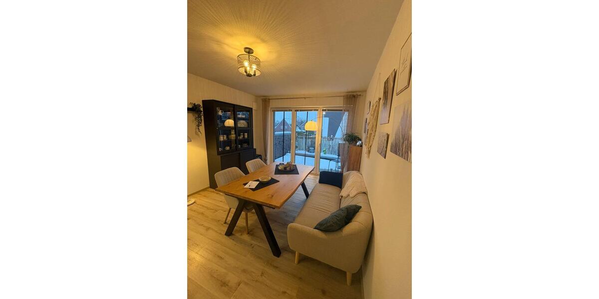 Dachgeschoßwohnung Barßel - 3 Zimmer, 85 m&sup2;, 850&euro; | Angebot:24465412