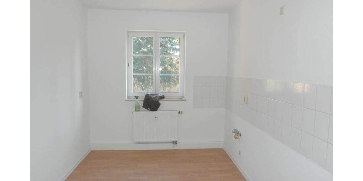 Etagenwohnung Döbeln - 3 Zimmer, 72 m&sup2;, 440&euro; | Angebot:25898672