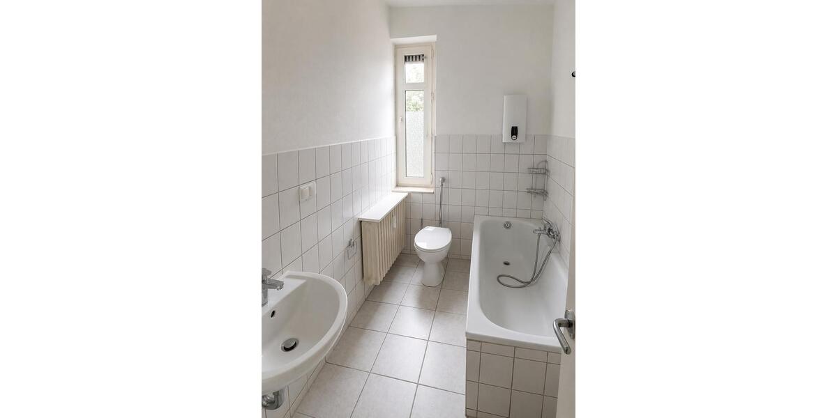 Etagenwohnung Krefeld - 3 Zimmer, 76 m&sup2;, 760&euro; | Angebot:26633200
