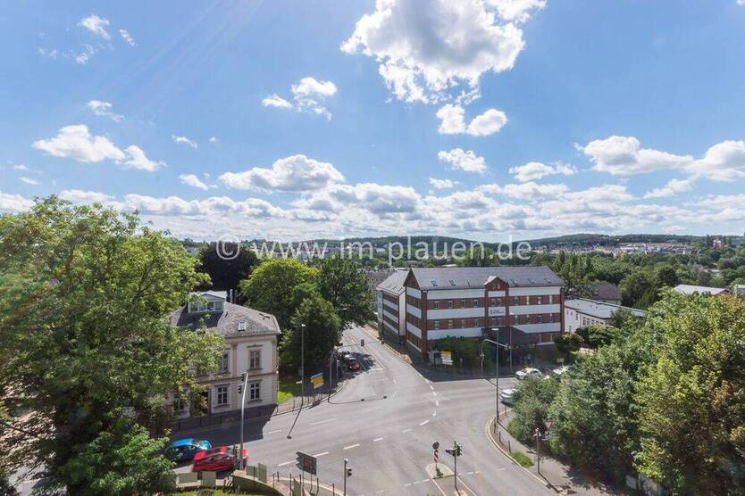 Exklusive StadtWohnung mit 2 Balkonen, Wintergarten, Weitblick - Nahe Studienakademie & Stadtgalerie
