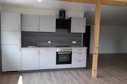 helle 2 Zimmer Wohnung in 97478 KnetzgauOT Zell a. E.