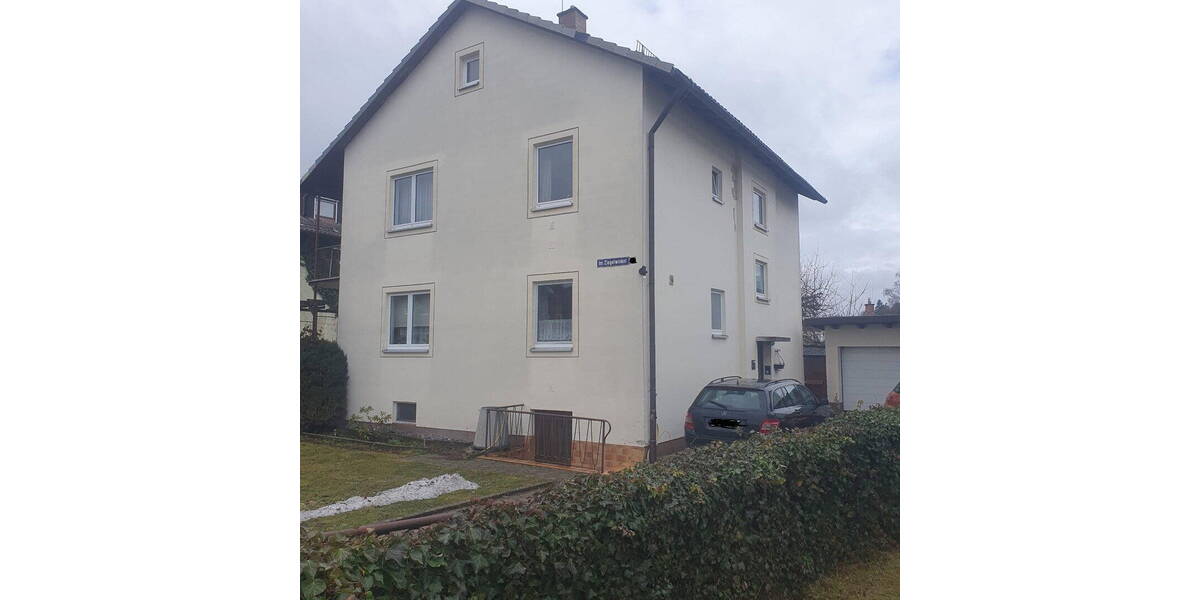 Etagenwohnung Kronach - 4 Zimmer, 80 m&sup2;, 820&euro; | Angebot:26218210