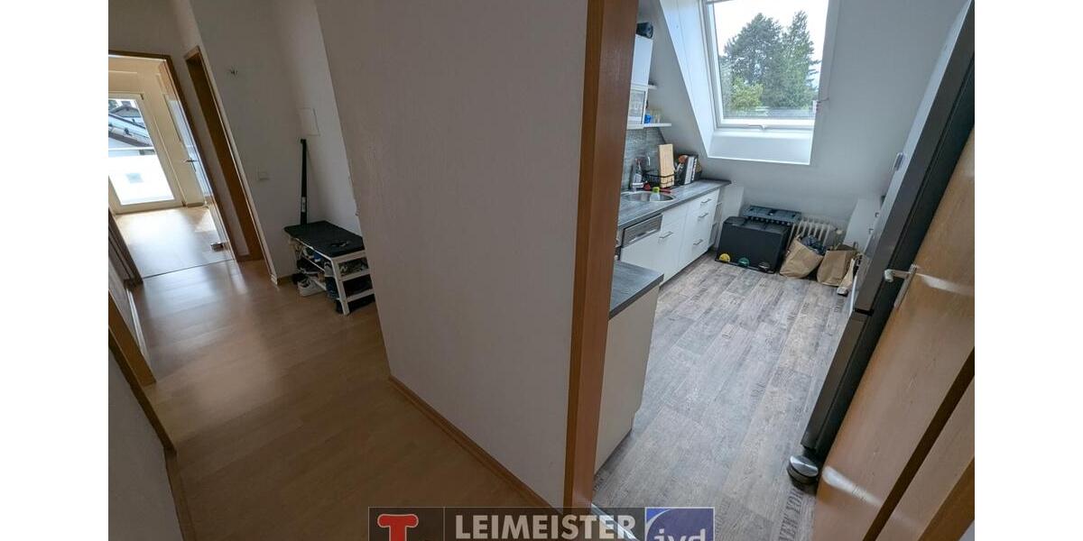 Ruhige teilrenovierte 3-Zi.-Wohnung mit SONNIGEM BALKON & BLICK INS GRÜNE 3 zimmer