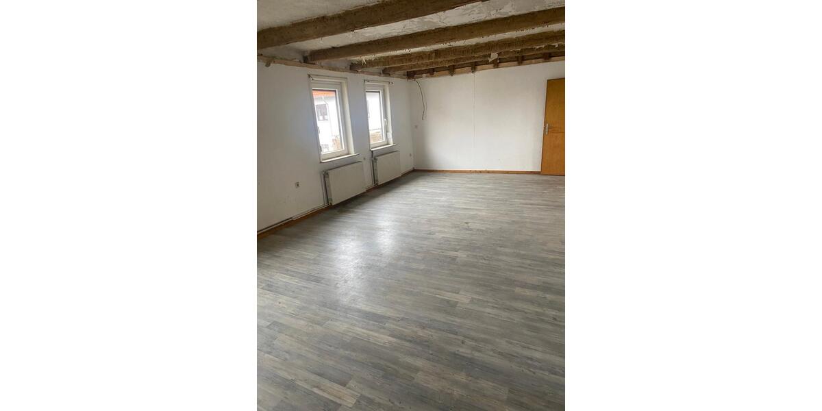 Etagenwohnung Braunschweig Südstadt- Rautheim- Mascherode - 5 Zimmer, 144 m&sup2;, 1.400&euro; | Angebot:25056337