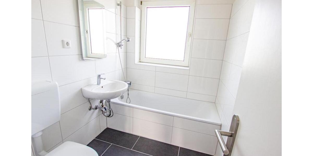 Wohnen und Sparen! Wohnung mit Balkon zu vermieten! 2 zimmer