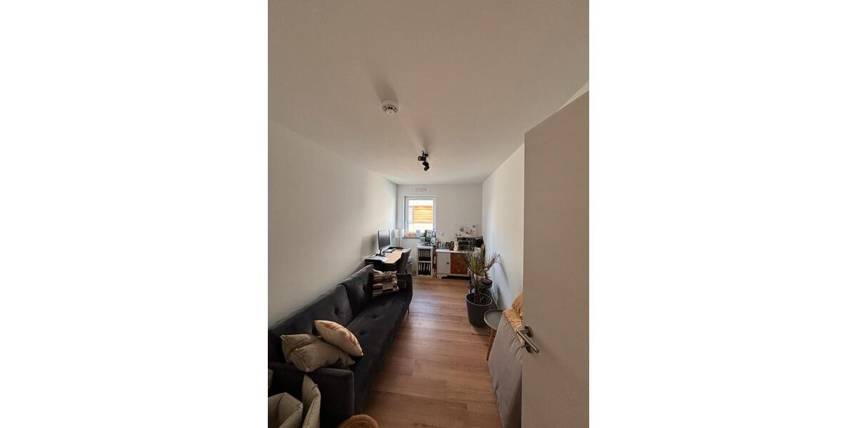 Etagenwohnung Dingolfing - 4 Zimmer, 105 m&sup2;, 1.100&euro; | Angebot:26703588