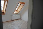 Dachgeschoßwohnung Zeitz - 2 Zimmer, 63 m&sup2;, 275&euro; | Angebot:24650232