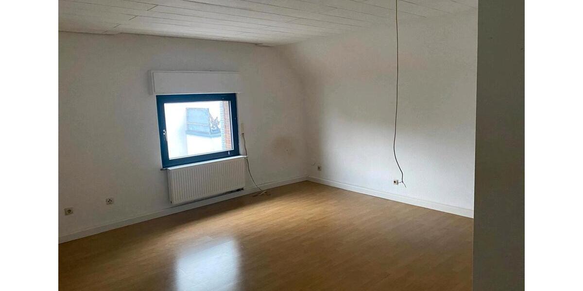 Maisonettenwohnung Hürth - 4 Zimmer, 120 m&sup2;, 1.700&euro; | Angebot:24606643