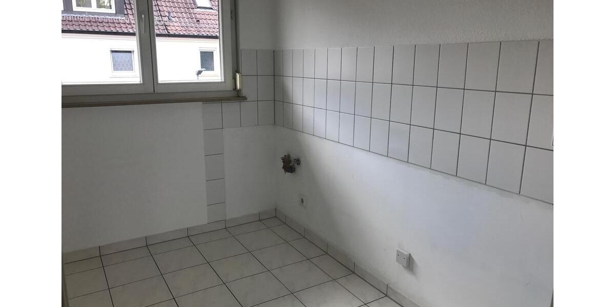 Etagenwohnung Esslingen am Neckar Oberesslingen - 4 Zimmer, 91 m&sup2;, 1.073&euro; | Angebot:26193569