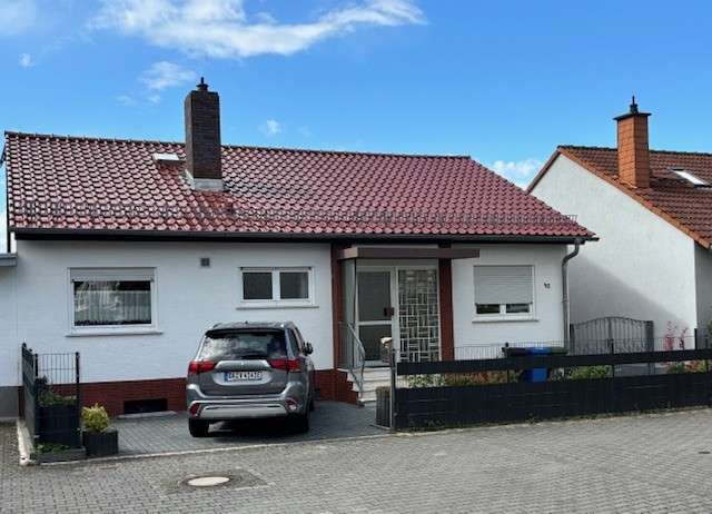 Haus zum Mieten in Griesheim 1.200 € 100 m²