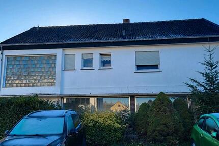 Haus Leopoldshöhe - 8 Zimmer, 206 m&sup2;, 1.800&euro; | Angebot:26075416