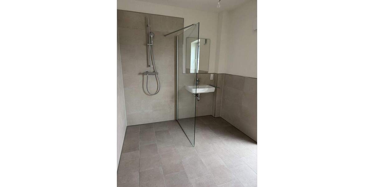 Etagenwohnung Oldenburg Bürgerfelde - 3 Zimmer, 96 m&sup2;, 1.435&euro; | Angebot:25815635